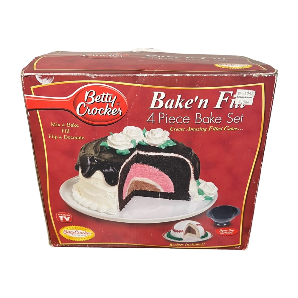 Betty Crocker Bake ‘n Fill 4-Piece Bake Set w/Box & Instruction Booklet 2005 Y2K